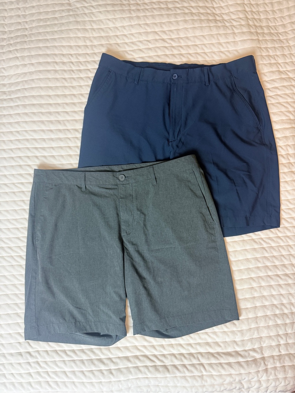 Men's Golf Shorts 2 Pack Size 36 | Tommy Bahama & Greg Norman Performance Shorts